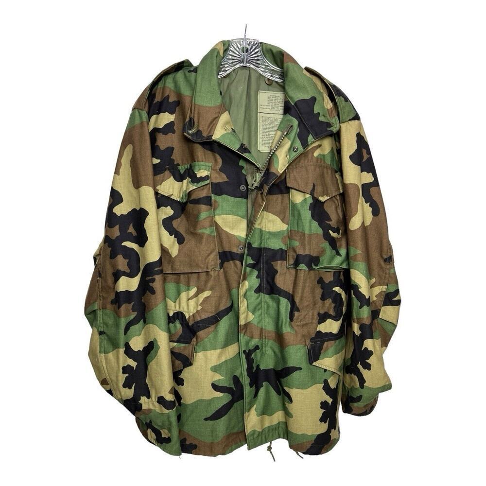 US Army Coat Cold Weather Field Camo Jacket Med Reg Coat 8415-01-099-7835